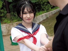 おじさん、私とエッチしませんか？出会ってすぐのキス好きセーラー服美少女即ハメ中出し性交　サンプル画像16